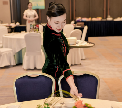 南宁职业技术学院学子荣获2023年全国职业院校技能大赛 “酒店服务”赛项团体二等奖