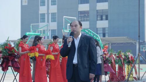 南宁市城市管理职业技术学校揭牌 广西群贤教育集团教育版图再扩大